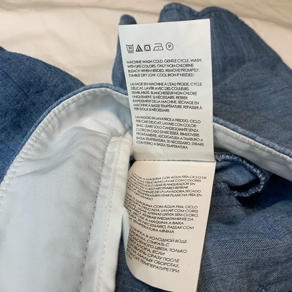 Club Monaco | Amber Short - Picture 10 of 13